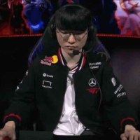 갸우뚱이 아닙니다 신께서 분노하신 겁니다