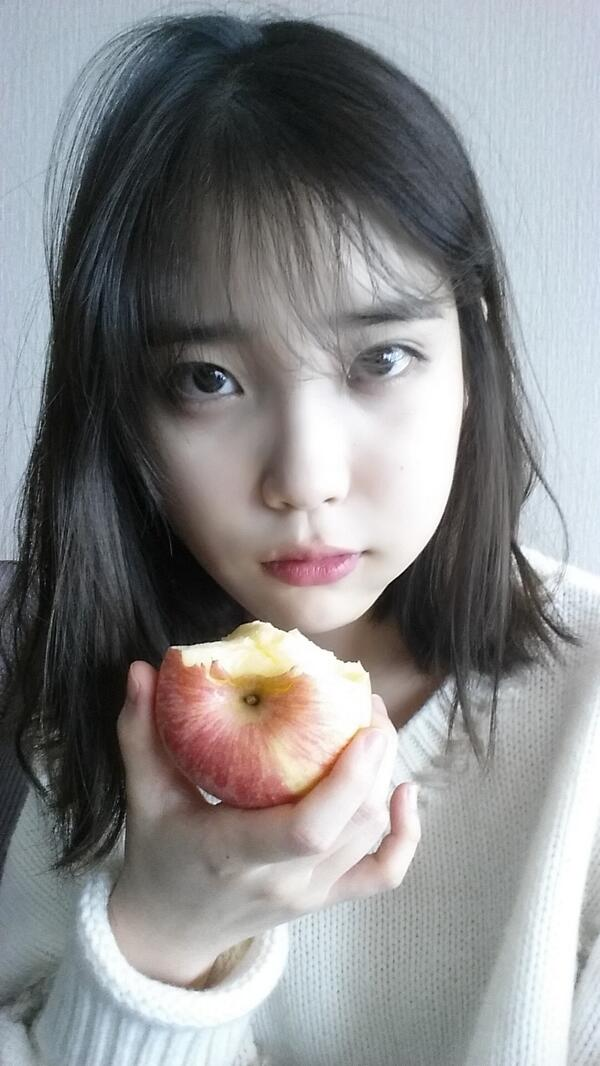 아이유.png