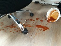 오늘 내 방에서 살인사건 났다