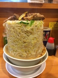 돈코츠 라멘 숙주나물 많이요~