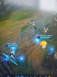 롤 이제 보내줘야 할 것 같습니다.......