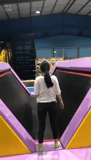 1590043116817.GIF