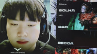1800일만에 우디르 등장