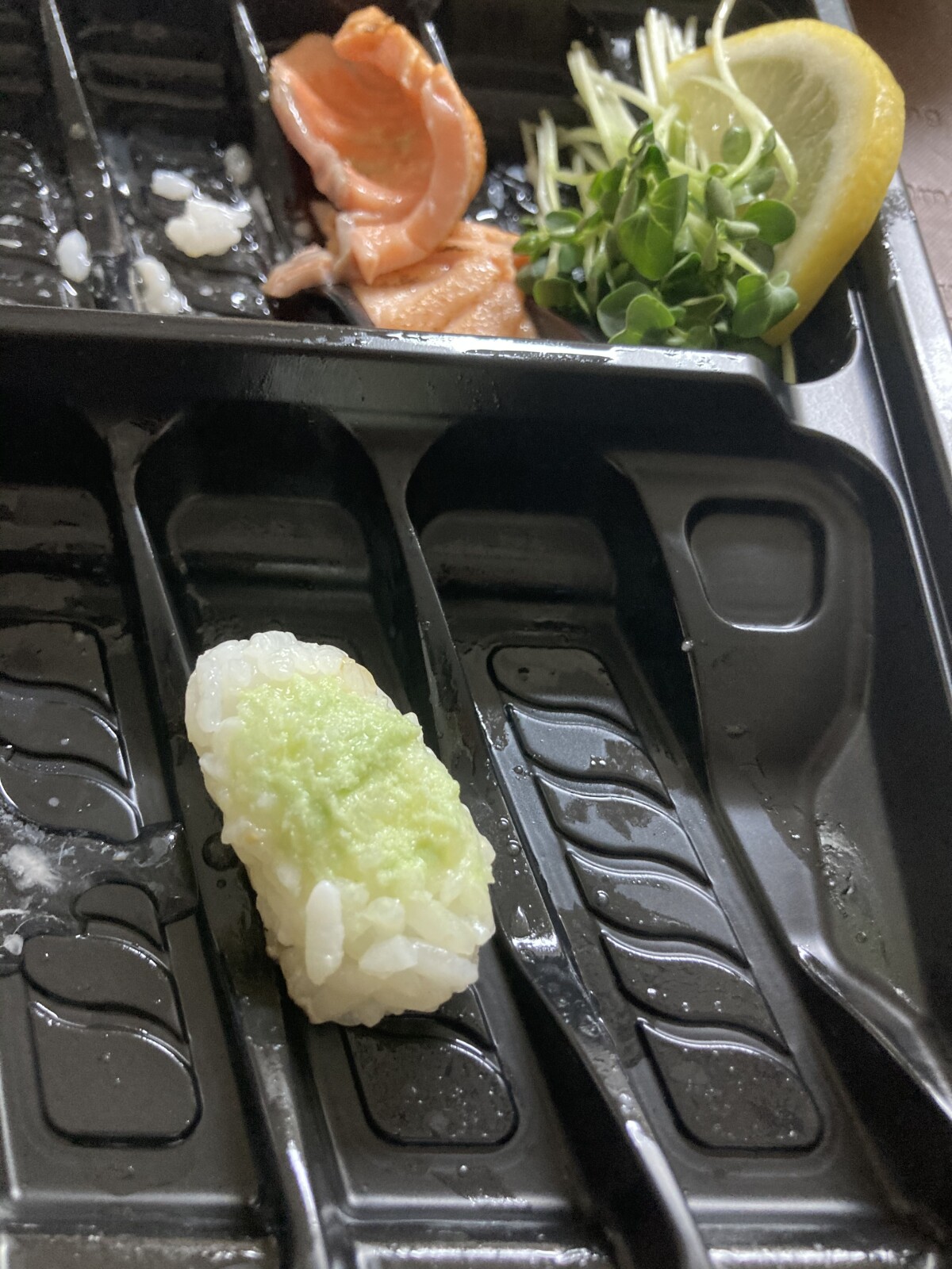 시발 이게 초밥이냐
