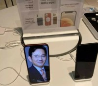 어느 한 애플 매장에서...