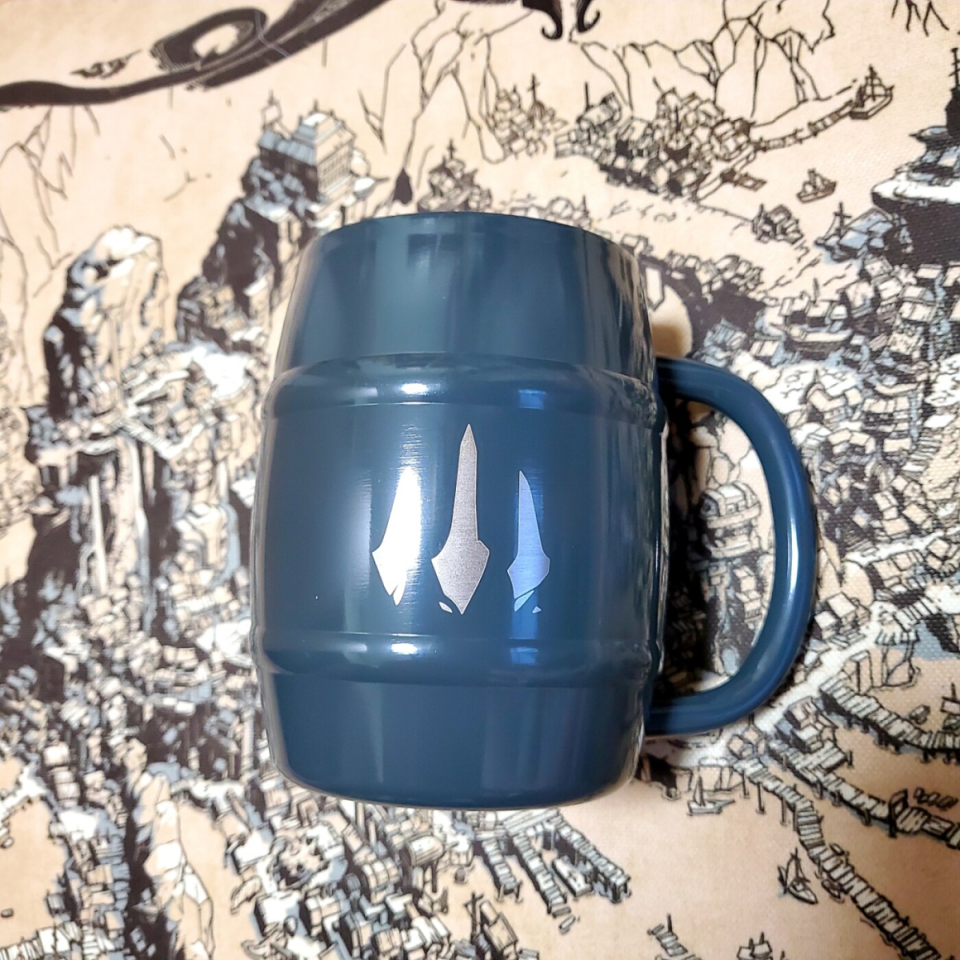 그다음엔 컵이 나오지