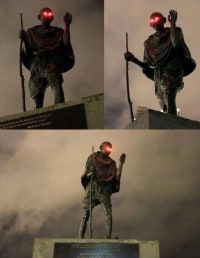 동상에 장난치면 생기는 일