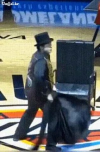 마술의 트릭을 알아보자.gif