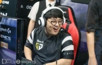 큐베가 아기를 돌보면?