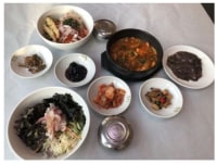 부산사람이 서울에서 회덮밥먹고 충격먹은거