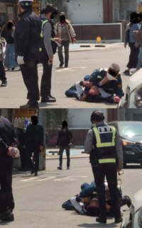 이게 요즘 폰경찰이라고 하는 그거냐????