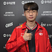 t1이 이길 시 무조건 Pom인 선수