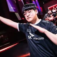 ??? : 경기장이 크다고?