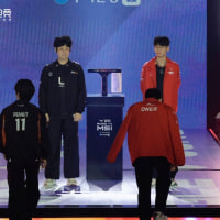 서로 상대 정글 보는 탑