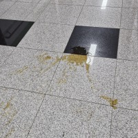 내아아