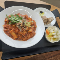 옵붕이들 맘마 먹어라