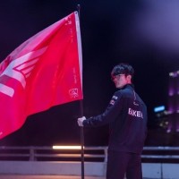 하나의 팀, 하나의 구단, 하나의 미드