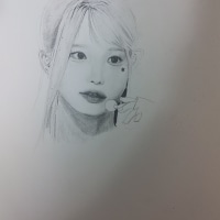 누군지 맞춰봐라
