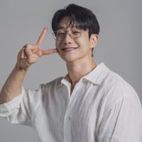 마스크 벗은 고기남자