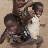 뭐? 시위를 하면 물대포를 쏴준다고?