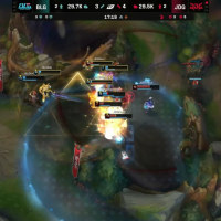 Q. 0.5초 뒤 상황을 서술하시오.(3점)