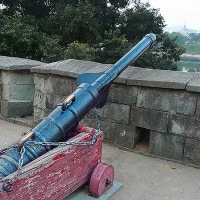 역사) 인류 최초의 날개안정분리철갑탄