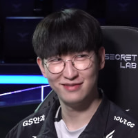 듀로 이표정은 진짜 ㅈㄴ 웃기네 ㅋㅋ