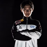 그래서 씹덕게임 얘기는 어디서 하죠