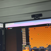 야 누가 창문두드린다