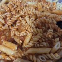 밥먹고 합시다...