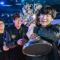 월즈에서 단 둘 뿐인 원딜 파엠.jpg