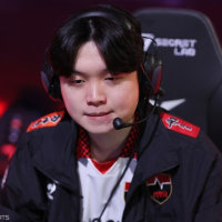 [창작문학]여기가 페이커 고소하는곳 맞죠…?