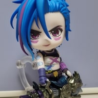 징크스 피규어 샀다