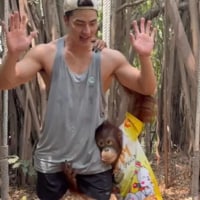 "어딨는지 한참 찾았네..."