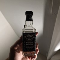 이제 막 갓 성인된 옵뿡이 술 먹음