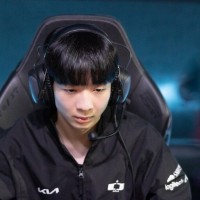OFFICIAL) The best jungler in the world at smite fights