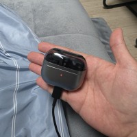 옵붕이 오늘 버즈3 샀는데 케이스 추천좀!