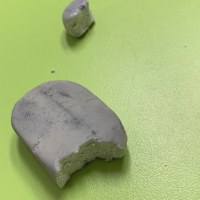 논란의 지우개 먹방