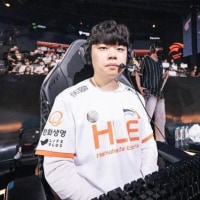 아무잘못도 없는데 징계먹은샛기,,