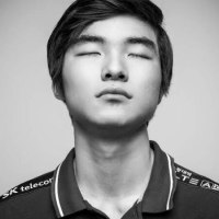 페이커 성역화된것도 문제인거같음.